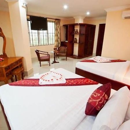 Mittapheap Hotel Kampot Exterior foto