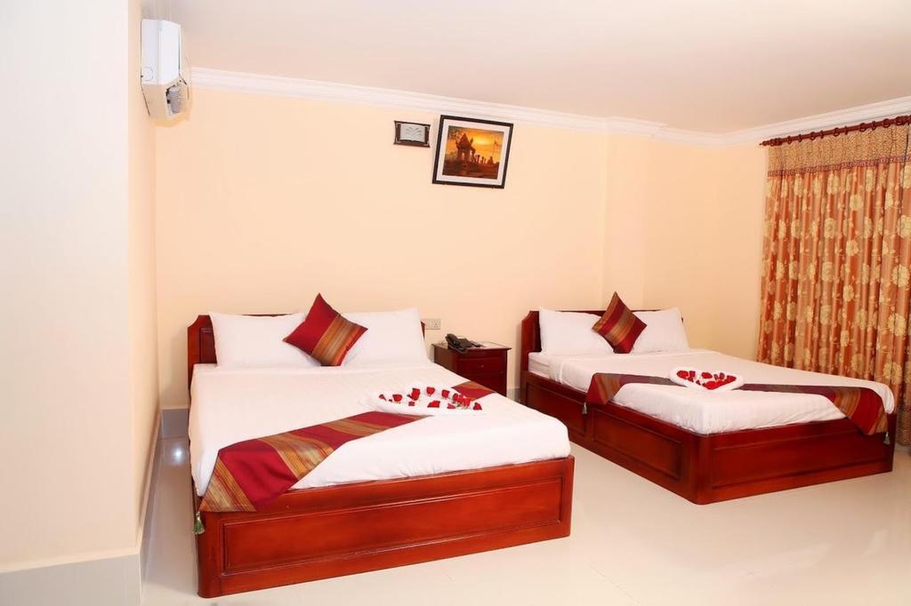 Mittapheap Hotel Kampot Zimmer foto